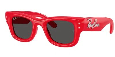 Ray Ban Rb4940b Wayfarer Puffer 686187 Occhiali Da Sole Rossi Per Uomo In Red