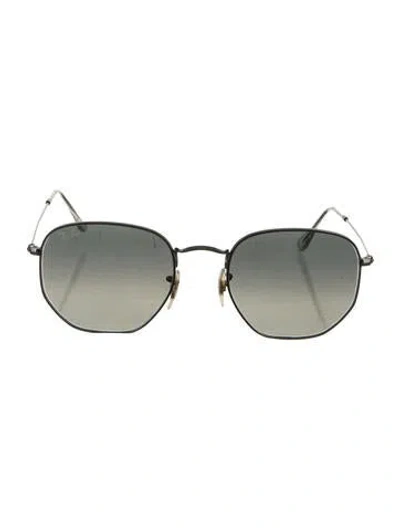 Pre-owned Ray Ban Round Gradient Sunglasses In Black/clear