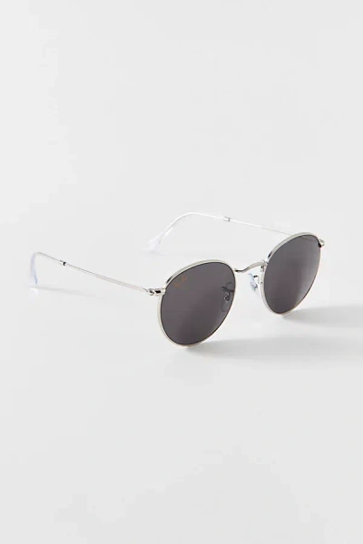 Ray Ban Round Metal Sunglasses In Silver, Men's At Urban Outfitters