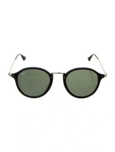 Pre-owned Ray Ban Round Tinted Sunglasses In Black