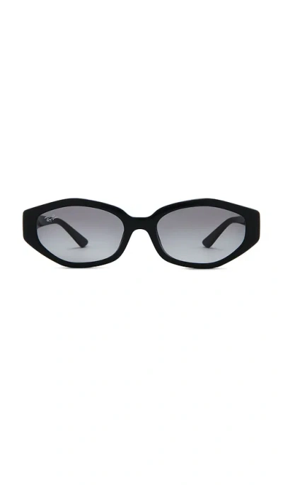 Ray Ban Square Sunglasses In Black