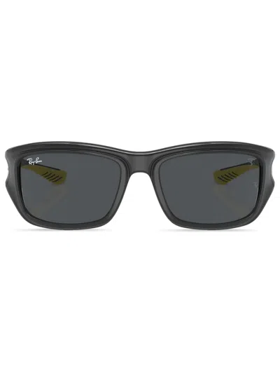 Ray Ban Tinted-lenses Square-frame Sunglasses In Grau