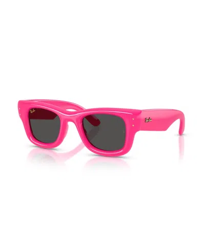Ray Ban Unisex Wayfarer Puffer Square Sunglasses, Rb4940 In Pink
