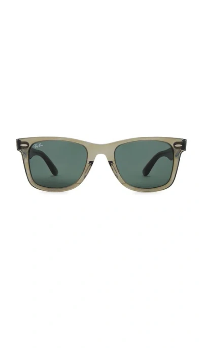 Ray Ban Wayfarer Sunglasses In 그린