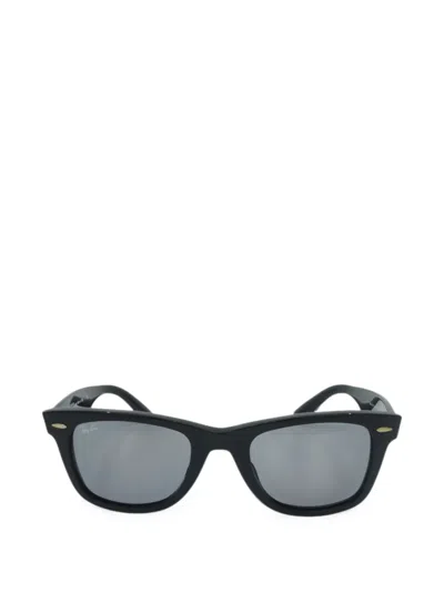 Ray Ban Wayfarer Sunglasses In Black