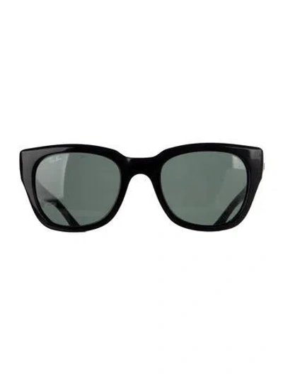Pre-owned Ray Ban Wayfarer Tinted Sunglasses In Black