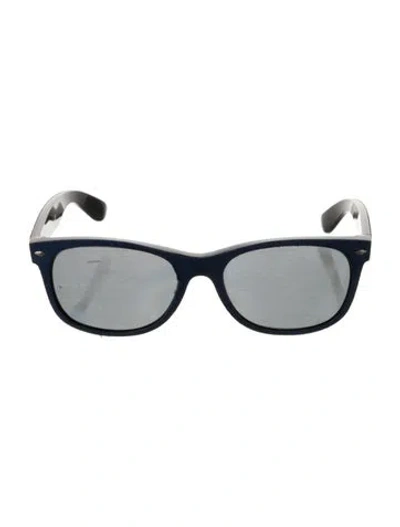 Pre-owned Ray Ban Wayfarer Tinted Sunglasses In Blue