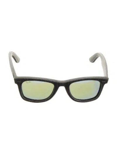 Pre-owned Ray Ban Wayfarer Tinted Sunglasses In Blue