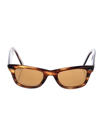 Pre-owned Ray Ban Wayfarer Tinted Sunglasses In Brown