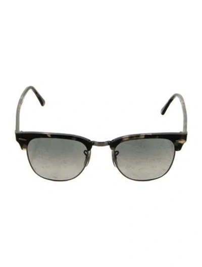 Pre-owned Ray Ban Wayfarer Tinted Sunglasses In Gray