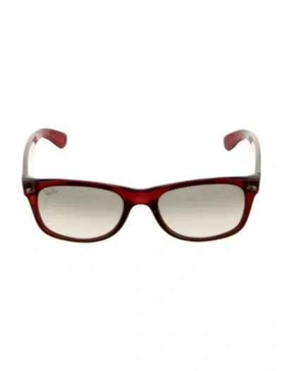 Pre-owned Ray Ban Wayfarer Tinted Sunglasses In Red