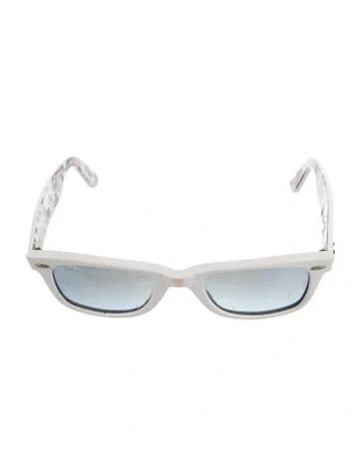 Pre-owned Ray Ban Wayfarer Tinted Sunglasses In White