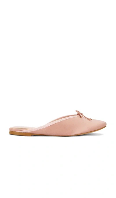 Raye Avery Flat In Dusty Blush