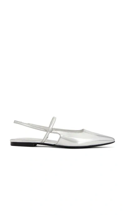 Raye Eva Flat In Silver