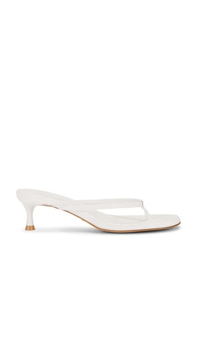 Raye Kimme Sandal In Ivory
