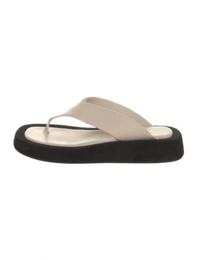 Pre-owned Raye Leather Flip Flops