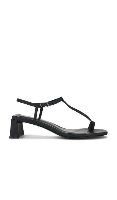 Raye Noa Sandal In Black