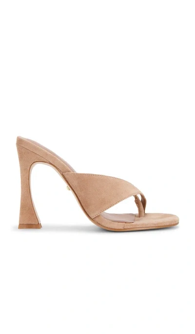 Raye Yoselin Sandal In Neutral