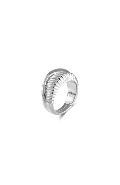 Rc Retro Chic Drop Ring In White