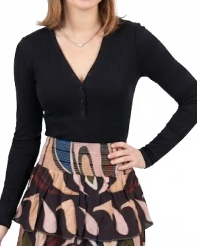 Rd Style Helane Ribbed Long Sleeve Henley Top In Black