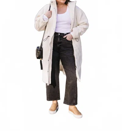 Rd Style Long Sherpa Jacket In Cream In White