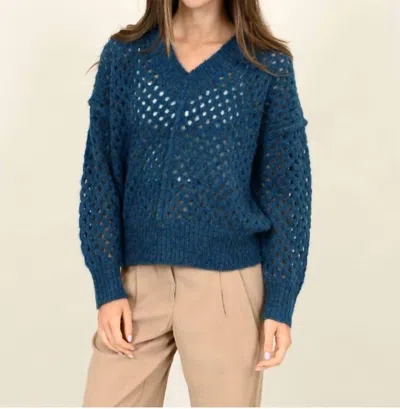 Rd Style Nanumea V- Neck Pullover Swaeter In Blue