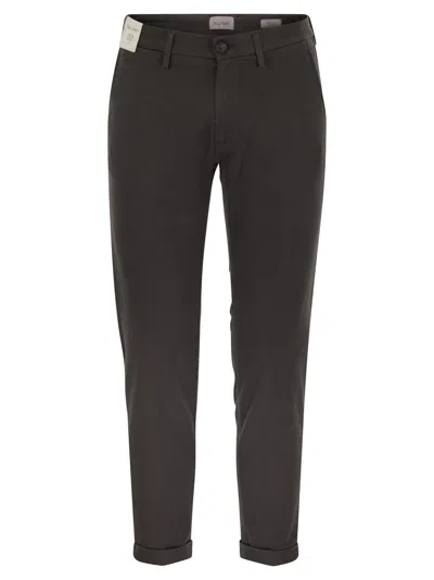 RE-HASH MUCHA - STRETCH COTTON AND LYOCELL CHINO