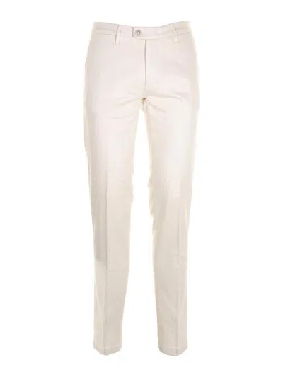 Re-hash Mucha White Pants In Beige