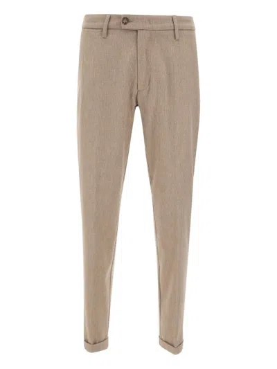 Re-hash Mucha10g Welt-pockets Turn-up Trousers In Neutral