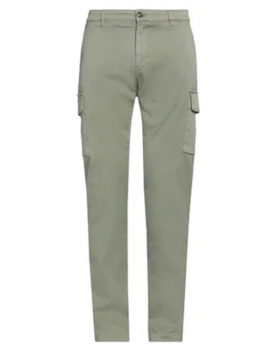 Re-hash Cuffed Welt-pocket Trousers In Green