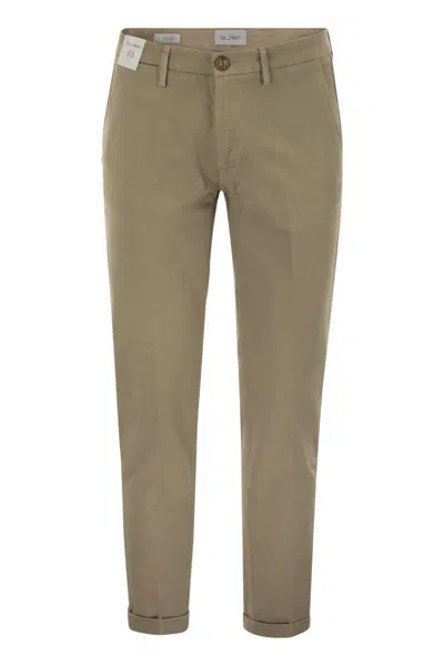 Re_hash Mucha - Stretch Cotton And Lyocell Chino In Brown