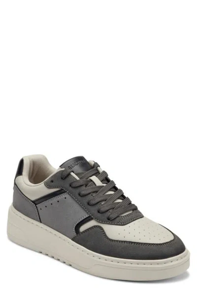 Reaction Kenneth Cole Dover Low Top Sneaker