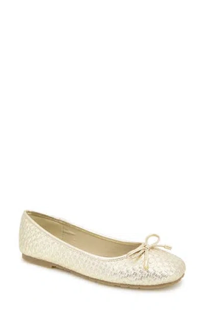 Reaction Kenneth Cole Elstree Ballet Flat In Gold Woven