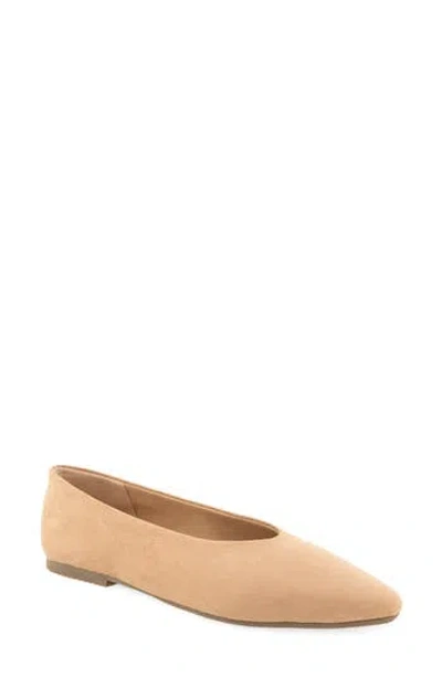 Reaction Kenneth Cole Leonore Faux Leather Flat In Tan Micro