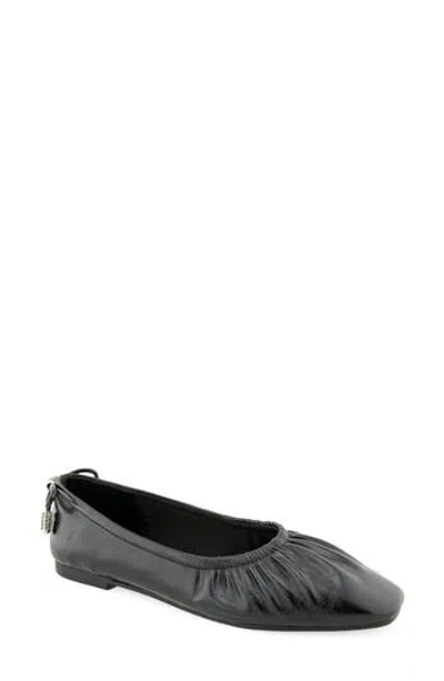 Reaction Kenneth Cole Max Ballet Flat In Black