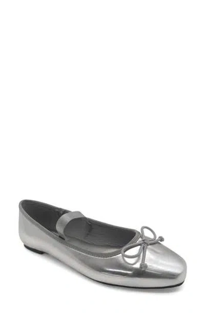Reaction Kenneth Cole Melrose Ballet Flat In Silver