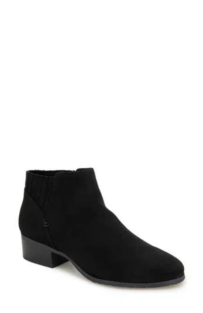 Reaction Kenneth Cole Shea Zip Ankle Boot In Black Micro