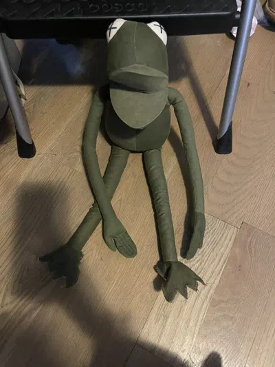 Pre-owned Readymade Reproduction Army Tent Frogman In Green