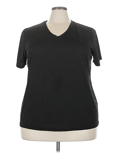 Pre-owned Real Essentials Active T-shirt In Black