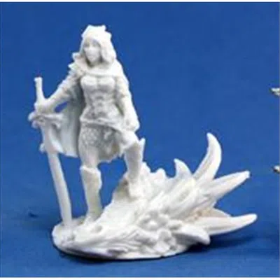 Reaper Miniatures 77039 Bones - Janan- Female Dragon Slayer