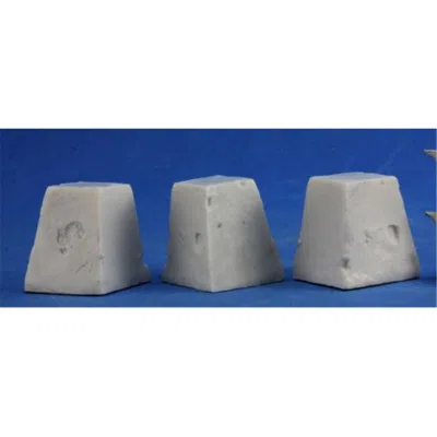 Reaper Miniatures Bones Dragons Teeth Miniature Reaper - Set Of 3