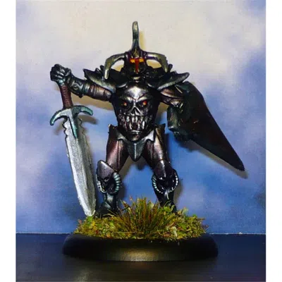 Reaper Miniatures Bones-pf-hellknight Order Of The Nail