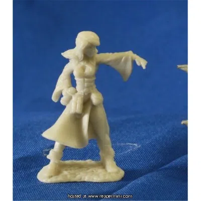 Reaper Miniatures Juliette, Female Sorceress - Bobby Jackson