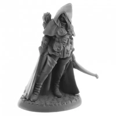 Reaper Miniatures Legend Huntress Miniature