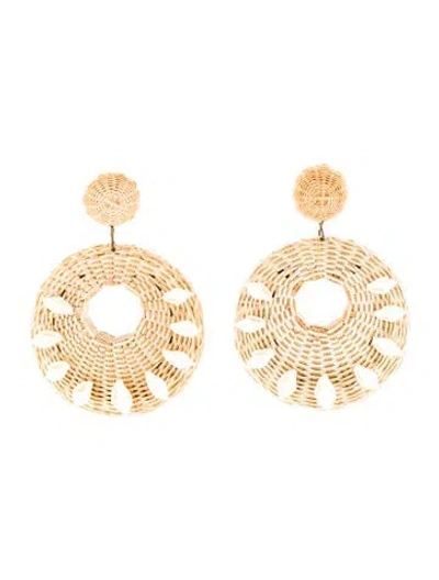 Pre-owned Rebecca De Ravenel Rattan Shell Drop Earrings In White