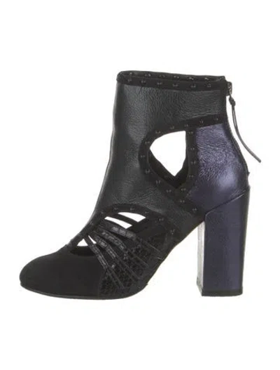 Pre-owned Rebecca Minkoff Leather Studded Accents Pumps In Black