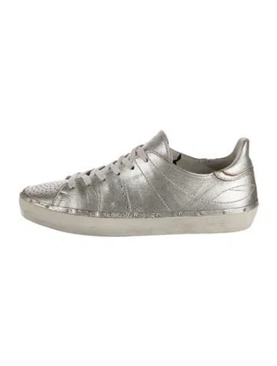 Pre-owned Rebecca Minkoff Leather Studded Accents Sneakers In Metallic/silver