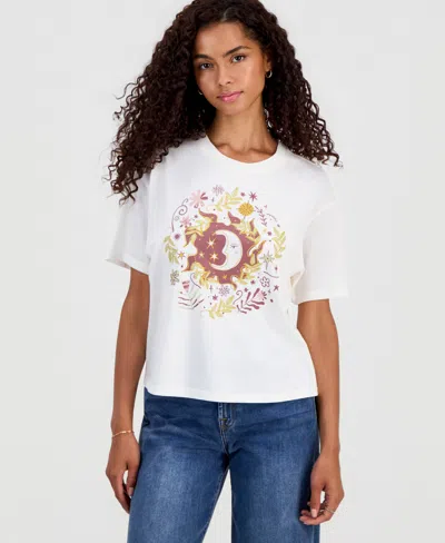 Rebellious One Juniors' Moon Flower Graphic Print T-shirt In White