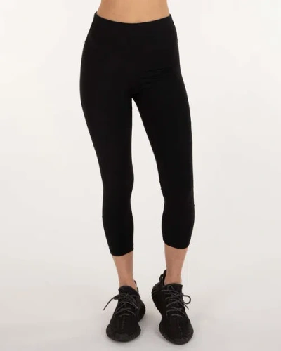 Rebody Active Power Up Silkiflex Leggings 21.5" In Midnight Black