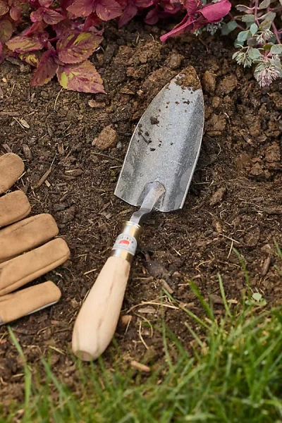 Red Pig Garden Tools Trowel